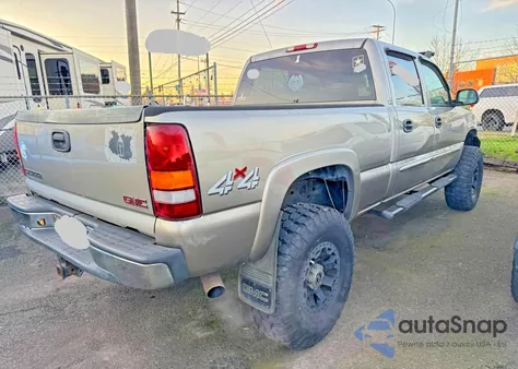 2003 GMC Sierra K1500 Heavy Duty из США, поврежденный, VIN 1GTGK13UX3F131614